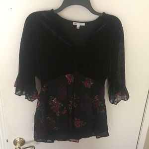 Dark floral velour chemise!